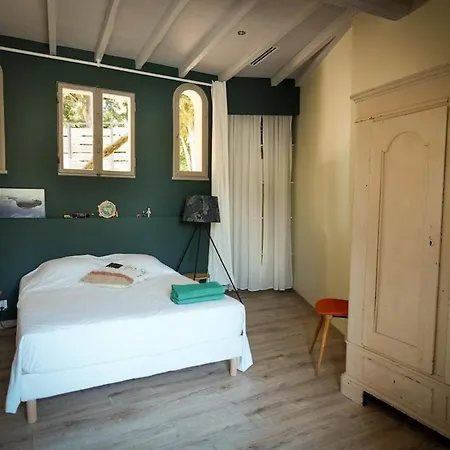 Kulla Cosy Pool&spa Villa *