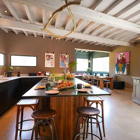 Kulla Cosy Pool&spa *