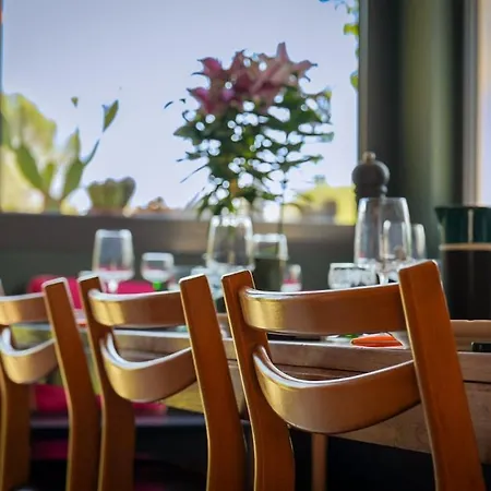 Kulla Cosy Pool&spa Villa *